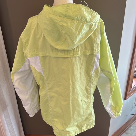 Columbia windbreaker - Picture 4 of 9